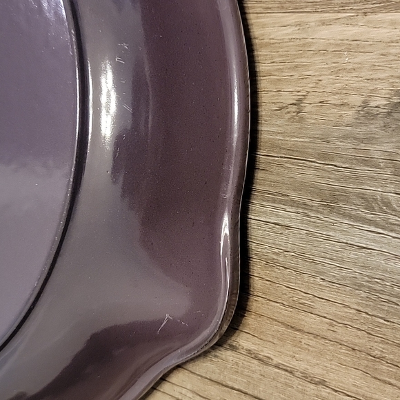 Le Creuset Cassis Cast Iron Round Evolution Skillet Grill - Picture 9 of 15